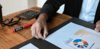 How to Choose the Right HR Software for Your Business? hr-management